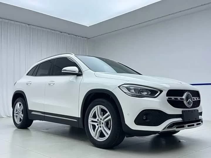 Mercedes-Benz GLA, 2022 — фото 1