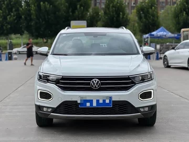 Volkswagen T-Roc, 2022 — фото 1